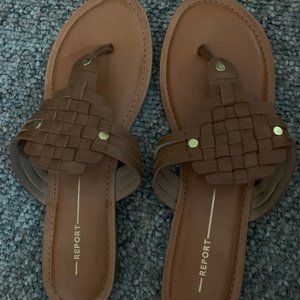 Report Sandals